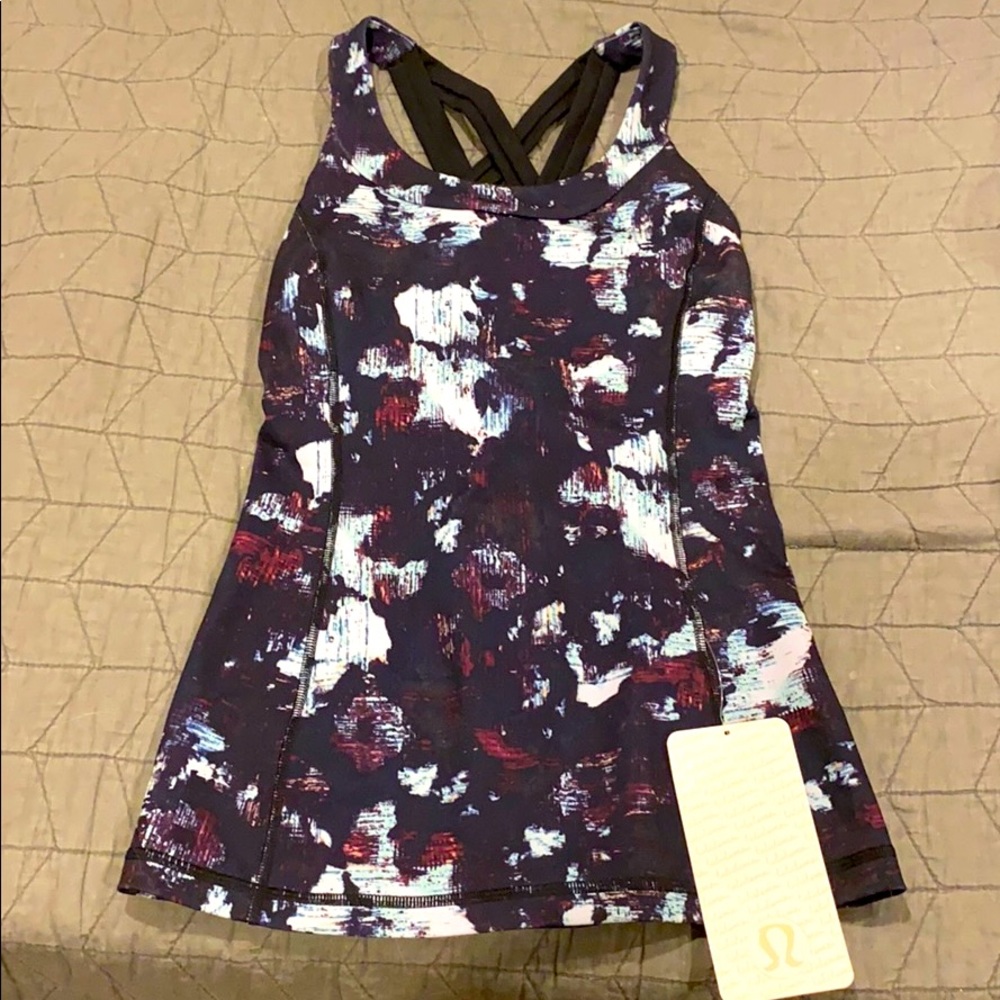 NWT lululemon tank